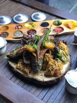 Mabini's Kainan Kapihan Tindahan