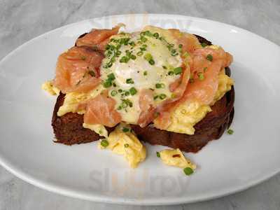 Wildflour Cafe + Bakery