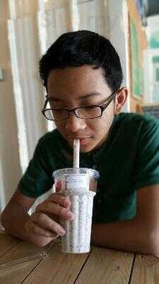 Starr' Famous Shake, Katipunan