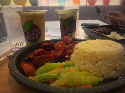 Pink Pantry Of Floti Cafe, Inc.