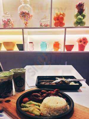 Pink Pantry Of Floti Cafe, Inc.