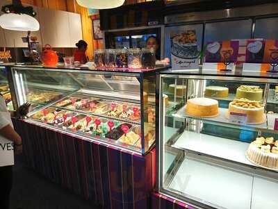 Cara Mia Cakes & Gelato