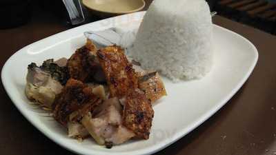 Tatang's Boneless Cebu Lechon