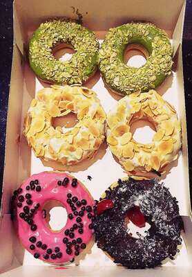 J.co Donuts & Coffee