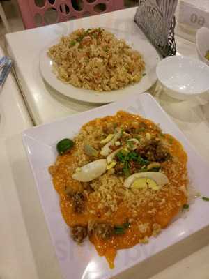 Mae San Cakes & Pastries