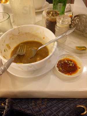 Mae San Cakes & Pastries