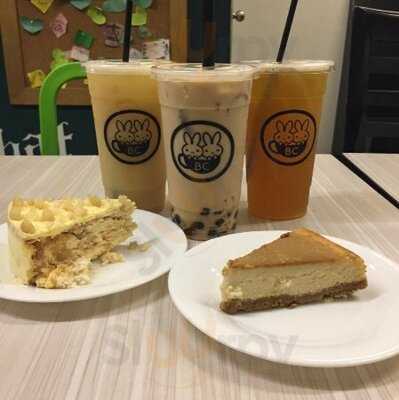 Moonleaf + Bunnies Cafe
