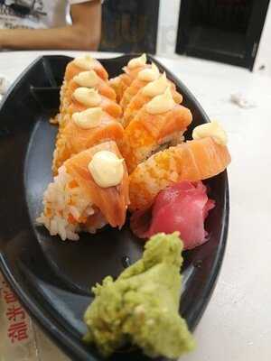 Boat Sushi House