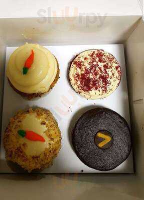 Vanilla Cupcake Bakery Trinoma