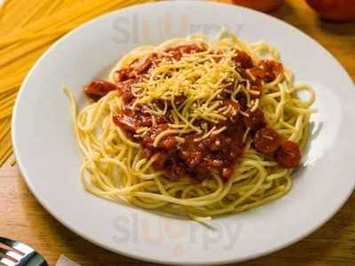 Lots'a Pizza Sampaloc