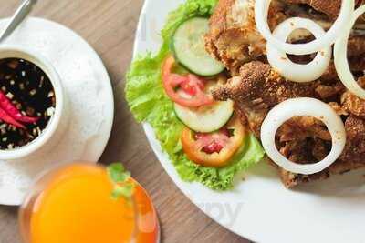 Millie's All-day Dining At Microtel Acropolis, Qc