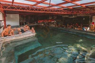 Mad Monkey Kitchen & Bar - Cebu City