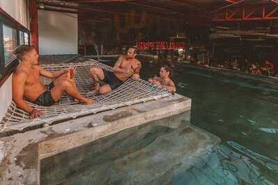 Mad Monkey Kitchen & Bar - Cebu City