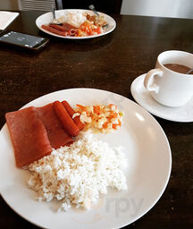 Nomnomnom Restaurant