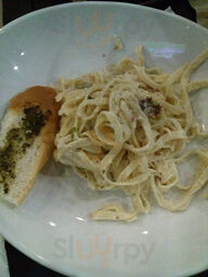 First 5 Sports Lounge & Cafe