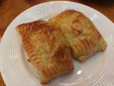 Conti's Bakeshop And Restaurant