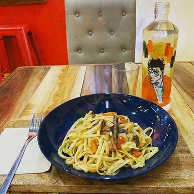 Etc Eat & Treats Cafe