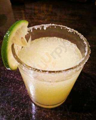 Packo's Restaurant & Bar