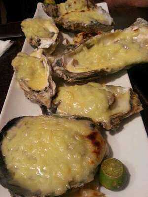 Packo's Restaurant & Bar