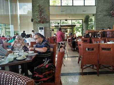 Josephine Restaurant