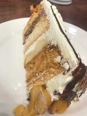 Conti’s Bakeshop & Restaurant