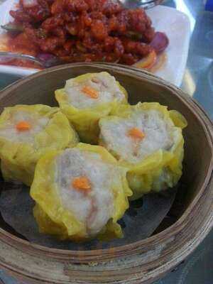 Uno Wharf Seafood Palace