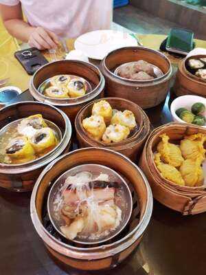 Uno Wharf Seafood Palace