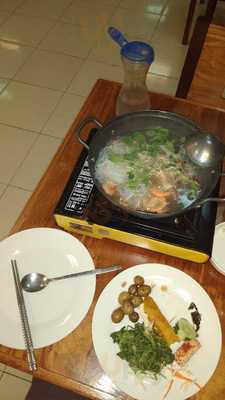 Samgyeop Pocha Korean Grill And Rooftop Lounge