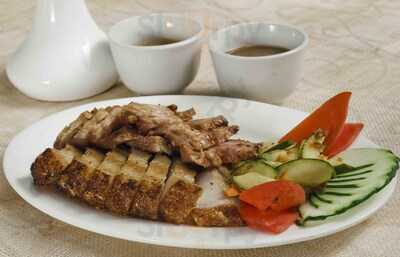 Makan Makan Asian Food Village