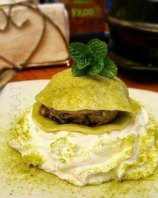 Spoon And Stone Cafe