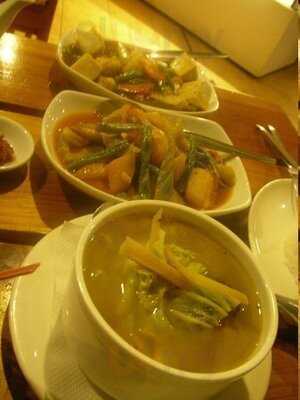 Ebai's Cafe & Pastry