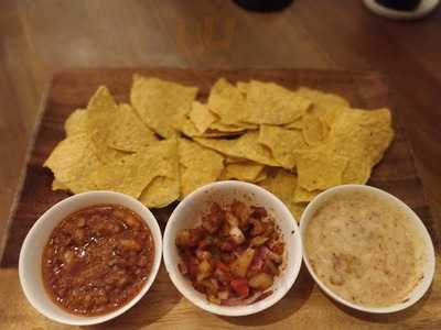 Batu House Cafe - Marfori