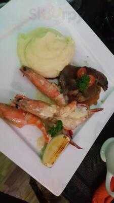 Awesome Hotel Restaurant