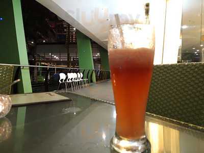 Raphael's Cafe Sports Bar Grill