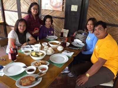 Dencio's Bar And Grill