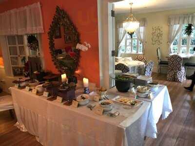 Maria Luisa Garden Room