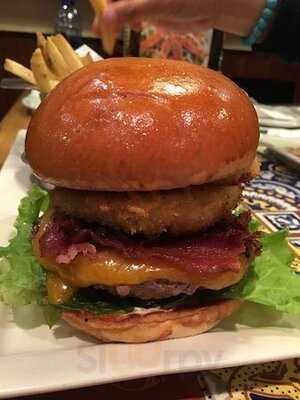 Chili's Tomas Morato