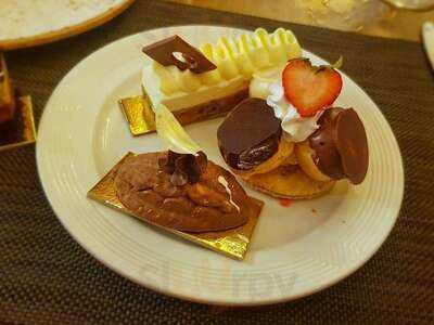 The Pantry At Dusit Thani Manila