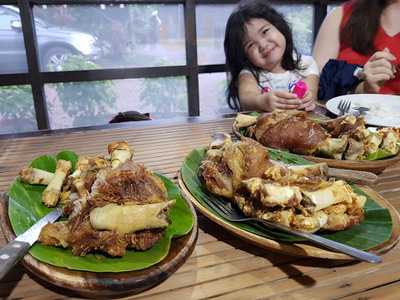 Banggian Ni Kuya Restaurant