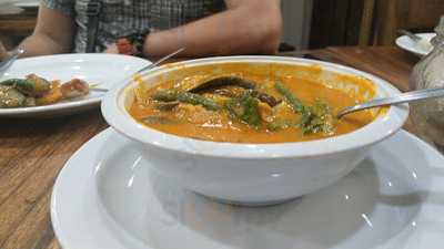Lula's House Of Kare-kare