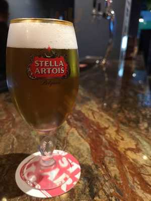 Movida Fashion Food + Club