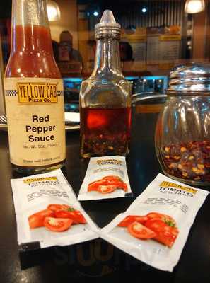 Yellow Cab Pizza Davao, Damosa Gateway