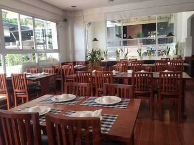 Bradley's Grill And Bulalo