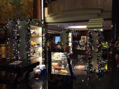 Lobby Lounge At Diamond Hotel