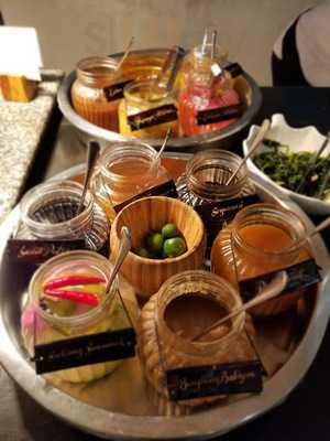 Quezon Filipino + Spanish Buffet Restaurant