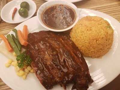 Buddy's Pancit Lucban At Longganisang Lucban