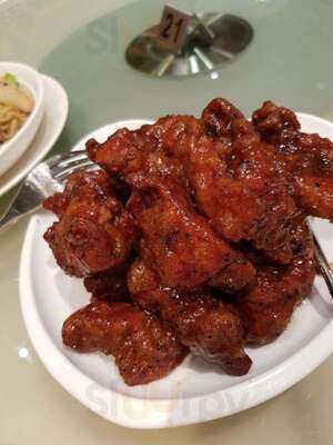 East Ocean Palace Restaurant