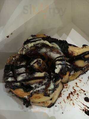 Cinnabon