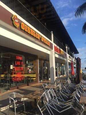 Sizzlin' Pepper Steak Gloriett 5