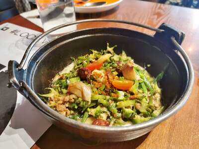 Locavore Kitchen & Drinks